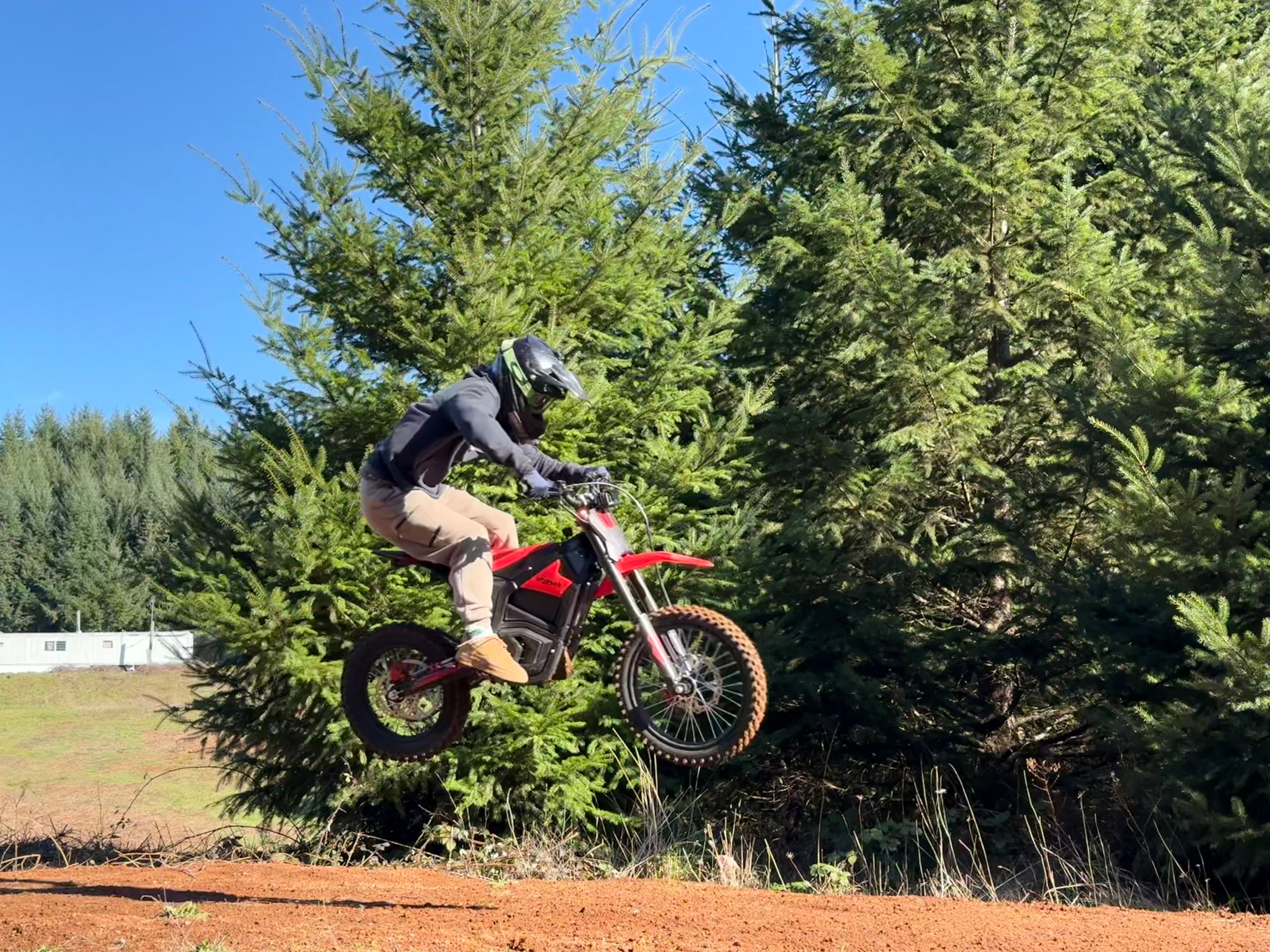 Electric Dirt Bike Battery Storage: What to Do Between Rides blog banner